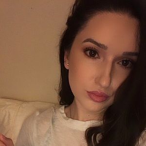 Meet your Posher, Lindsey